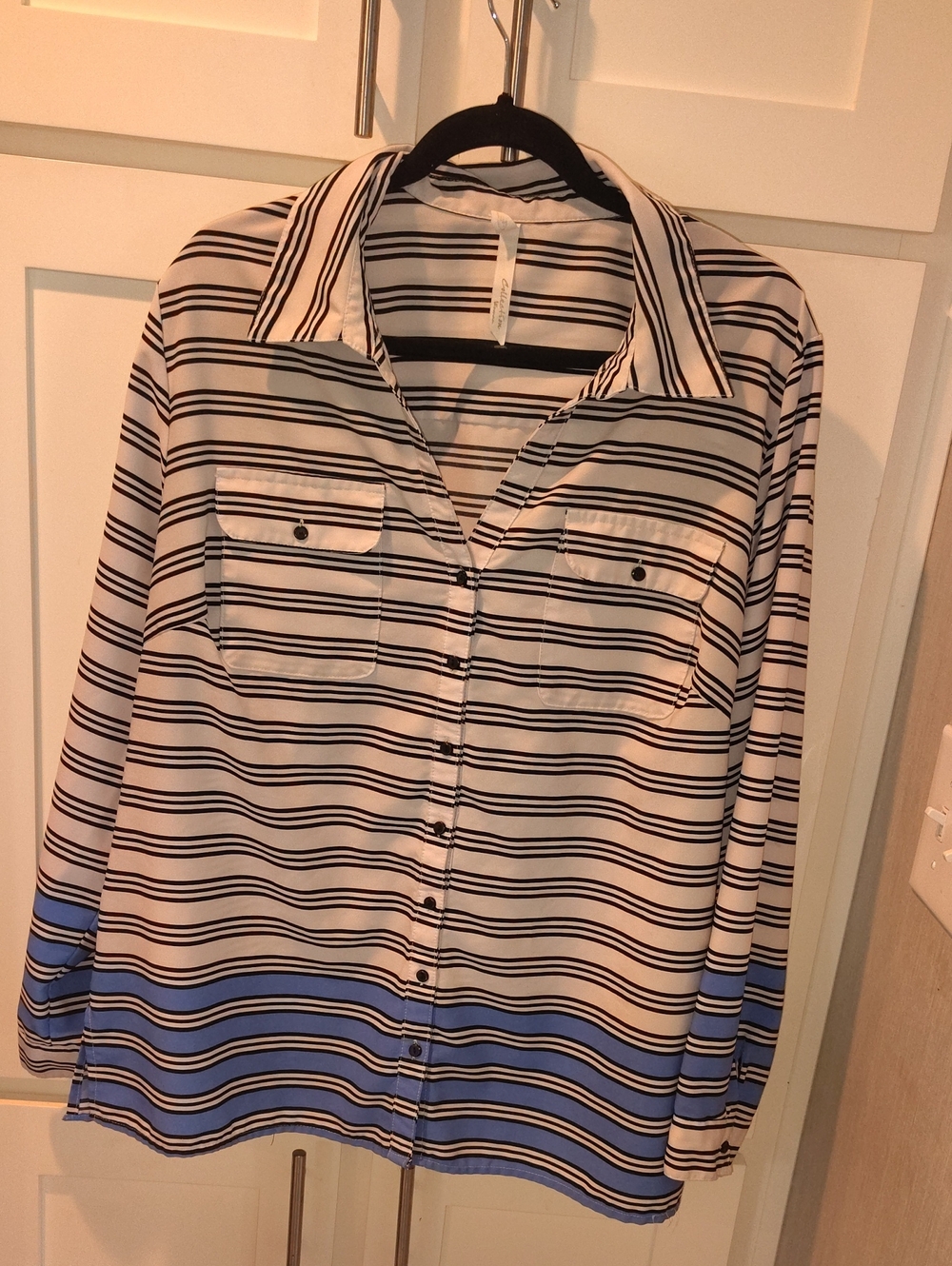 NY Collection White and Black Striped Button-Down Shirt with Blue Hem